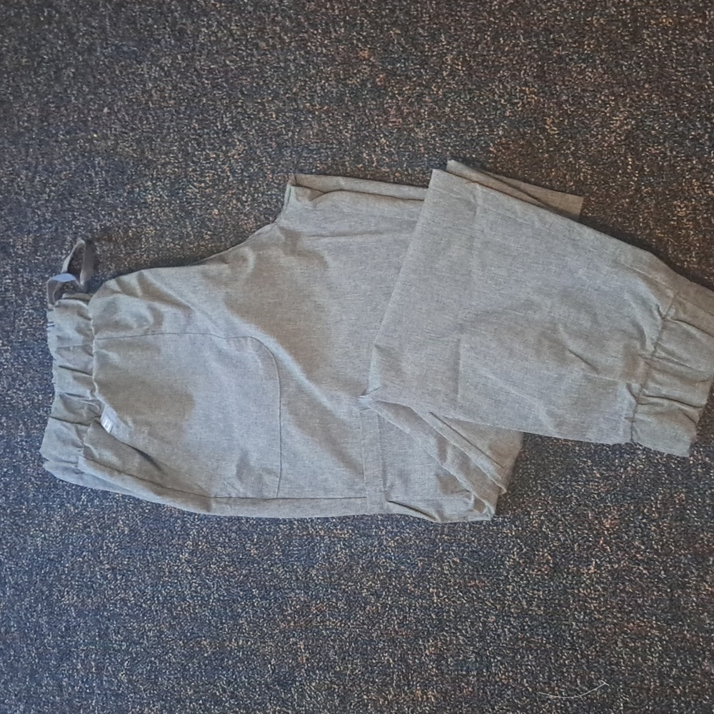 Hanes Scrub Joggers